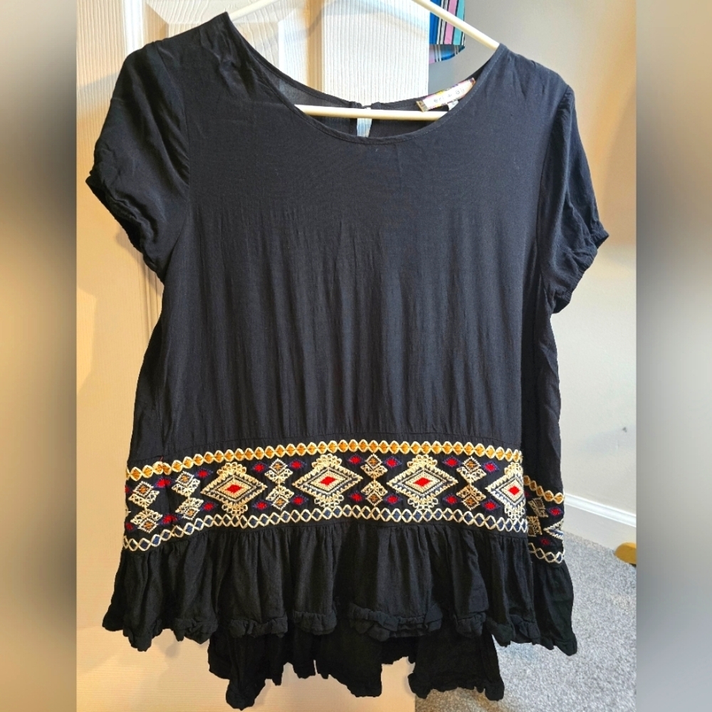 Anthropologie eri & ali Misha Embroidered Ruffle Swing Top Size Small - Picture 1 of 7